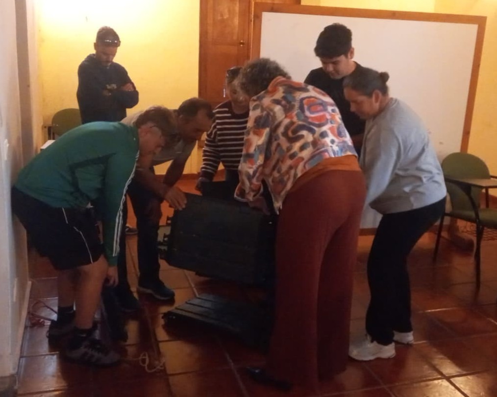 El proyecto ‘Abónate al Cambio’ cierra sus sesiones formativas en el Mercadillo del Agricultor Cooperativa Las Medianías 4 WhatsApp Image 2025 11 19 at 12.06.08